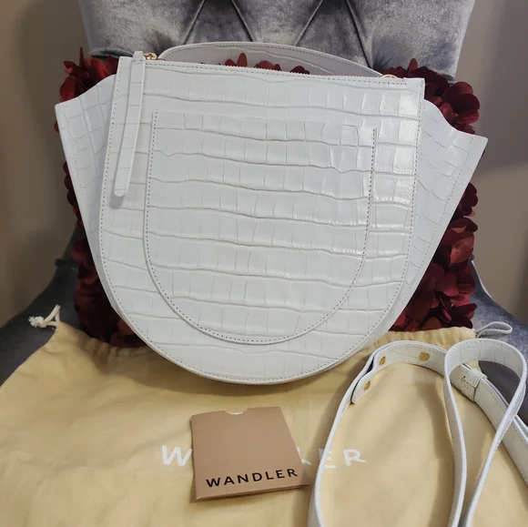 Crocodile embossed Hortensia handbag in optic white(excellent condition) - Picture 4 of 16